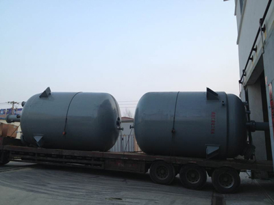 湖南某化工厂设计制造的2台25m3钛材反应釜